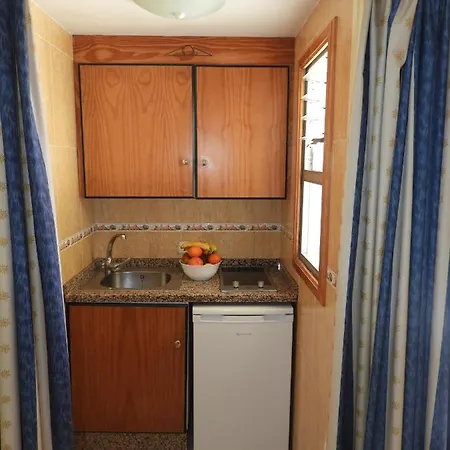 Apartamento Cerca De La Playa Y En El Centro De La Ciudad Apartment *