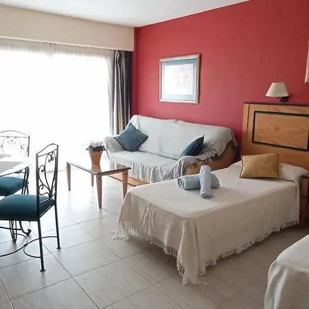 Apartamento Cerca De La Playa Y En El Centro De La Ciudad *